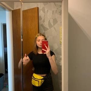 Meet your Posher, Ashleigh